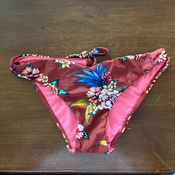 2-piece bikini set new without tags - size M (7-9) - Picture 2 of 10